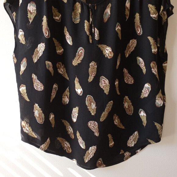 'Joie' 100% Silk Sleeveless Blouse Size M EUC * Flawless - Picture 2 of 9